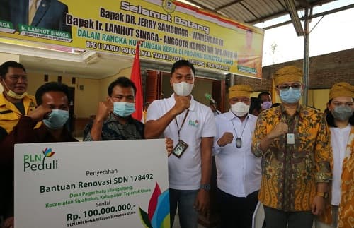 wamendag_saksikan_pengucuran_bansos_lingkungan_di_sumut