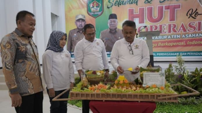 warga_asahan_diimbau_gabung_koperasi_daripada_terjerat_rentenir_dan_pinjol_ilegal