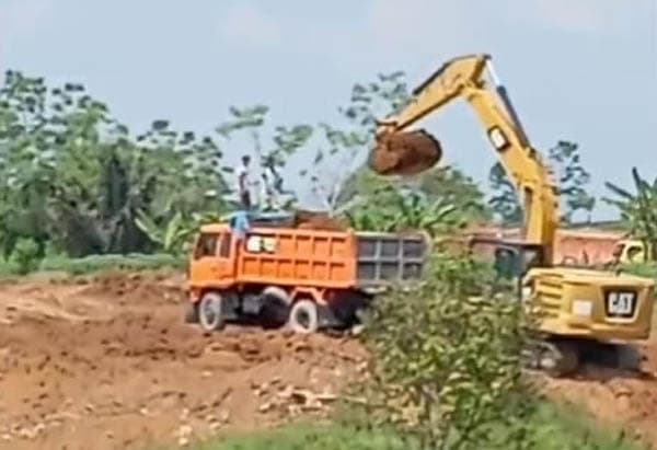 warga_batal_demo_di_lokasi_galian_c_kebun_limau_mungkur