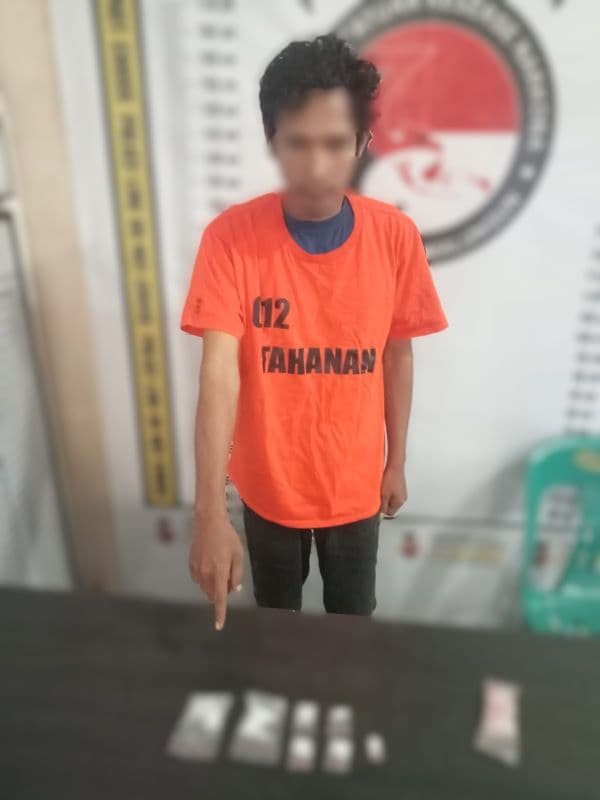 warga_batubara_ditangkap_polsek_bosar_maligas_20_gram_lebih_sabu_turut_diamankan