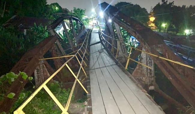 warga_berharap_jembatan_di_gang_perbatasan_yang_ambruk_segera_diperbaiki