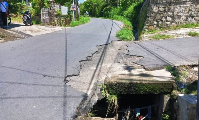 warga_berharap_perbaikan_dan_pelebaran_parit_jalan_viyata_yudha_begini_respon_pemko_siantar