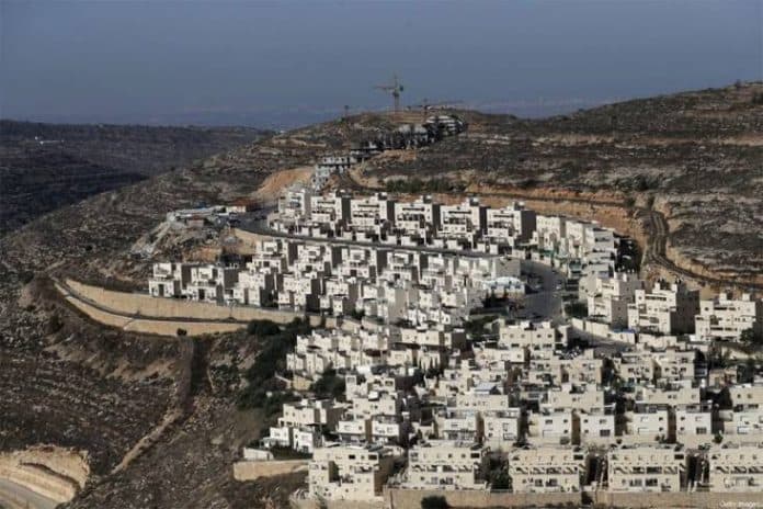 warga_israel_diklaim_menyerang_penduduk_palestina