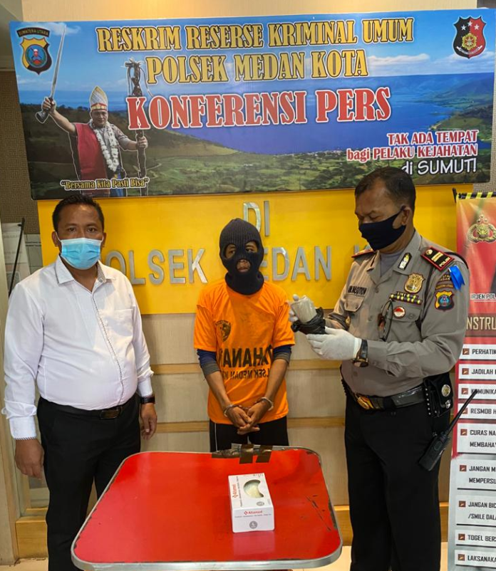 warga_jalan_perwira_i_gang_amal_medan_ditangkap_ini_modusnya