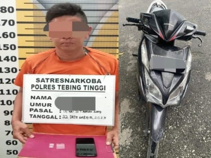 warga_jalan_rao_tebing_tinggi_ditangkap_miliki_018_gram_sabu