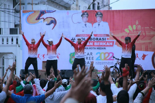 warga_medan_antusias_berolahraga_bersama_di_ajang_car_free_day