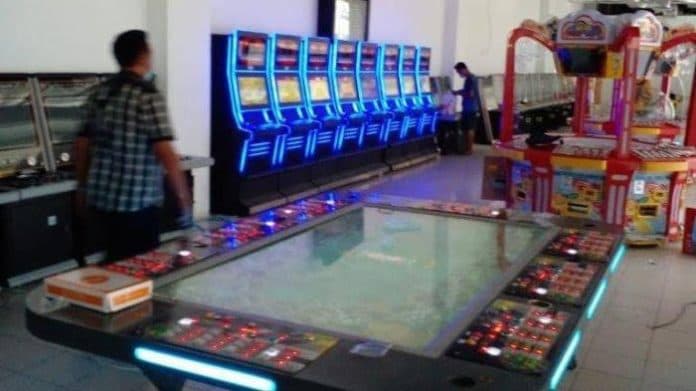 warga_sebut_puluhan_mesin_judi_beroperasi_di_asia_mega_mas