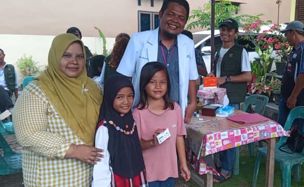 warga_tanjung_marulak_hilir_antusias_ikuti_bakti_sosial_yang_digelar_tokoh_masyarakat