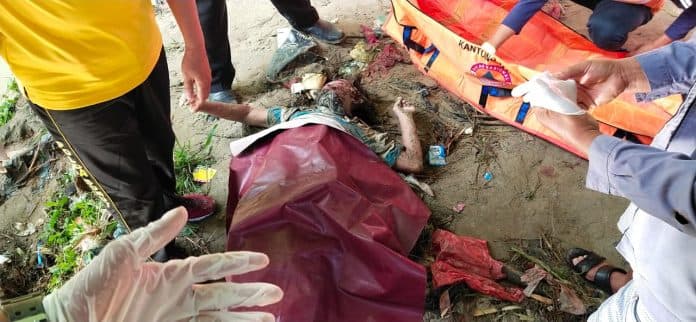 warga_tanjung_pinggir_terseret_luapan_air_di_kolong_jembatan