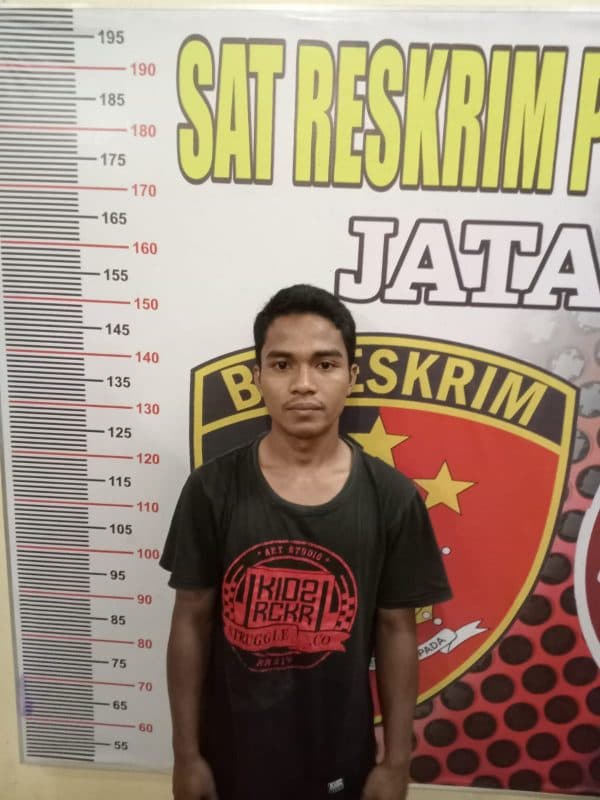 warga_tanjung_tiram_batu_bara_ini_aniaya_irt
