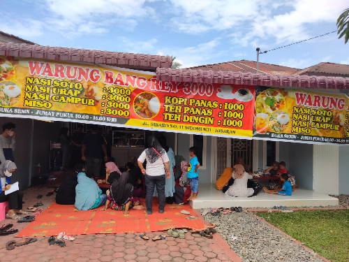 warung_makan_cuma_rp3_ribu_di_kisaran_jadi_viral