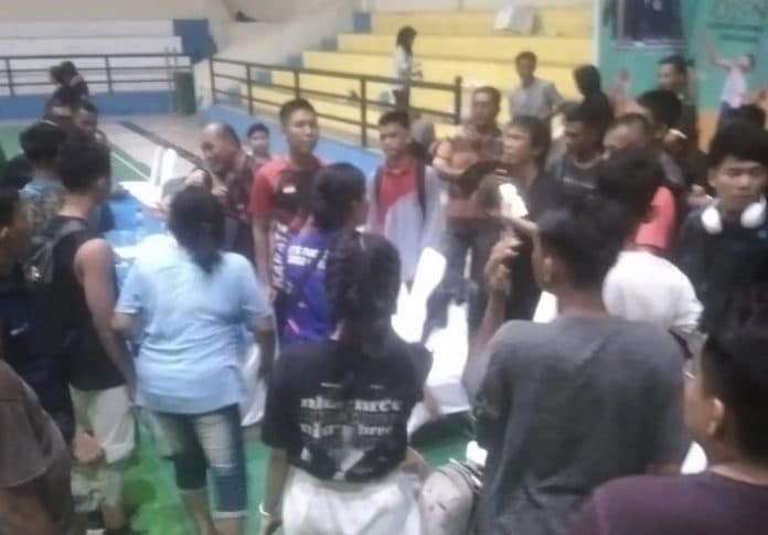 wasit_dadakan_diduga_curang_pertandingan_karate_o2sn_deli_serdang_ricuh