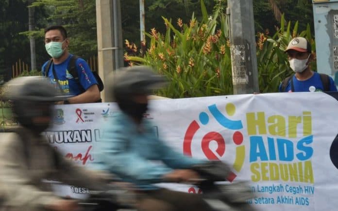 waspadai_demam_tak_beralasan_diikuti_diare_sebagai_tanda_tertular_hiv