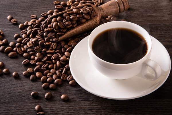 waspadai_hentikan_minum_kopi_saat_jantung_berdetak_cepat