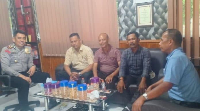 wilkum_polsek_labuhan_ruku_kondusif_wartawan_silaturahmi_tanya_resepnya