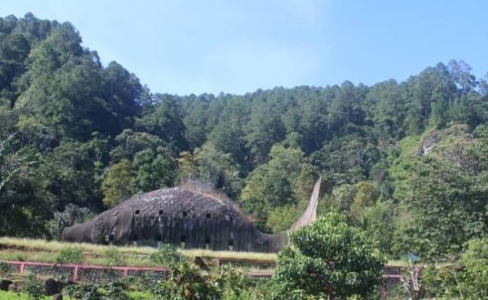 wisata_ikan_mas_sipolha_akan_direvitalisasi_bupati_ingatkan_jangan_asal_asalan