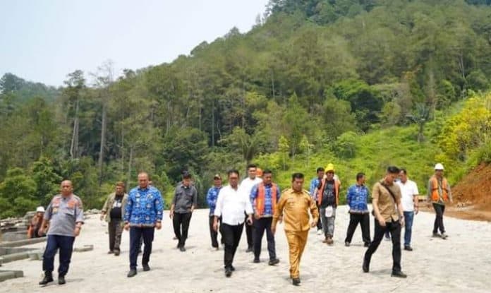 wisata_replika_ikan_mas_tahun_depan_direvitalisasi_sumber_dana_dari_kemenpar