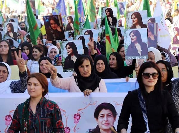 wni_di_iran_diimbau_tidak_terlibat_demonstrasi