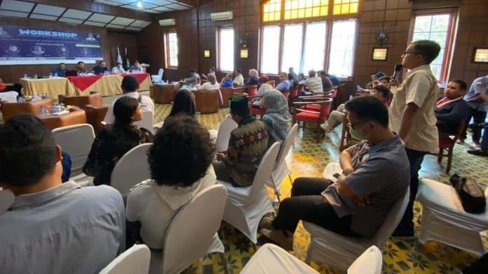 workshop_akademisi_dan_jurnalis_siantar_media_ciptakan_kekondusifan_dan_partisipasi_pemilu_2024