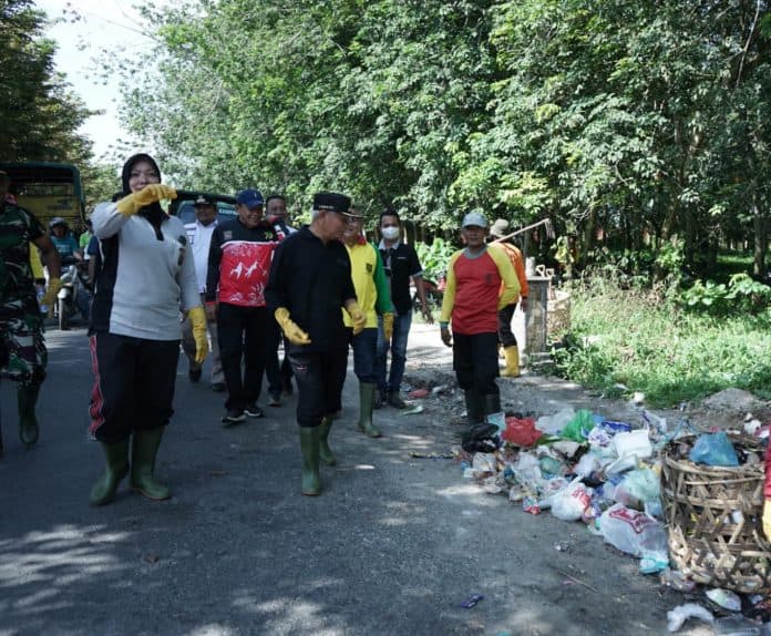 world_cleanup_day_2022_bupati_asahan_momen_tingkatkan_kesadaran_terhadap_sampah