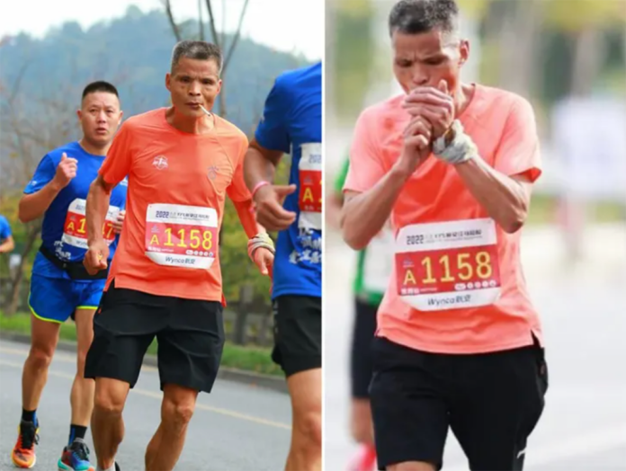 wow_pria_china_lari_maraton_sambil_terus_merokok_sepanjang_42_km