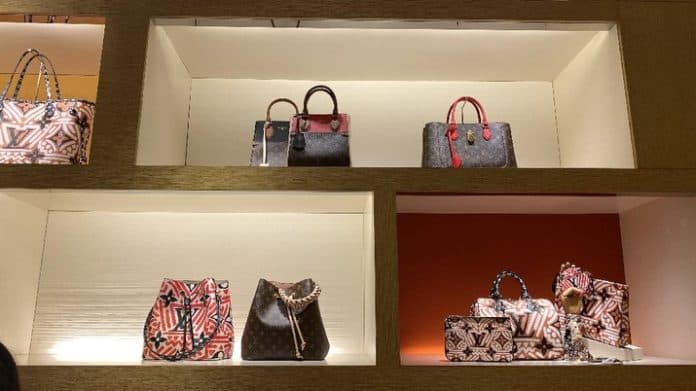 wow_ternyata_ini_penduduk_negara_yang_paling_glamor_dan_rajin_beli_tas_mewah