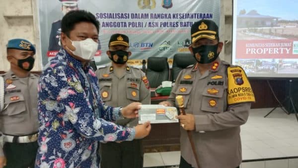 wujudkan_kesejahteraan_personil_kapolres_batu_bara_jalin_kerjasama_dengan_btn