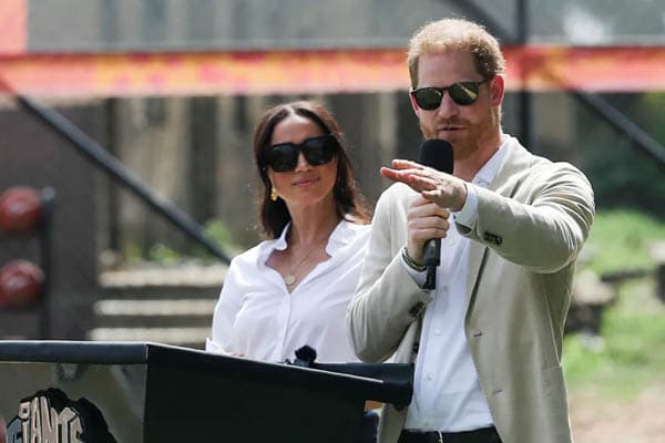 yayasan_milik_pangeran_harry_dan_meghan_dilarang_bikin_penggalangan_dana