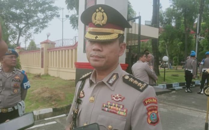 zahir_diburu_polisi_kombes_hadi_kalau_ada_yang_tau_hubungi_kami