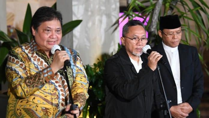 zulkifli_hasan_sedang_dipertimbangkan_golkar_dampingi_airlangga