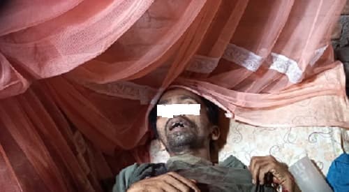 zunaidi_bunuh_diri_di_kamar_potong_urat_nadi_tangan_pakai_pisau_cutter