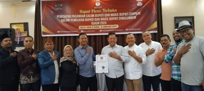 anton_benny_ditetapkan_bupati_dan_wakil_bupati_simalungun_terpilih