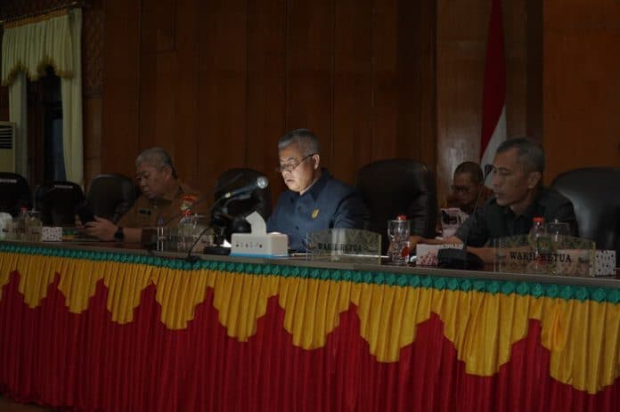 bahas_pemberhentian_bupati_dan_wakil_bupati_asahan_dprd_gelar_rapat