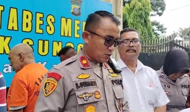 begini_kronologi_kasus_pembunuhan_yang_dilakukan_ayah_dan_anak_di_desa_suka_maju_sunggal