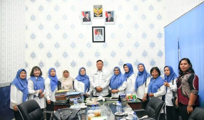 bkow_sumut_kunjungi_tapteng_siap_berdayakan_perempuan_dan_perlindungan_anak