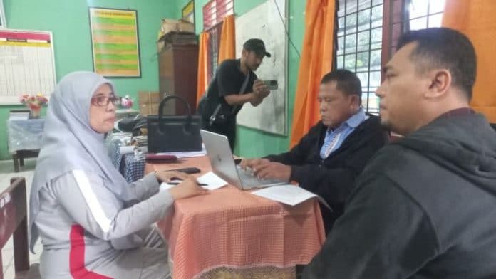 disdik_medan_periksa_guru_yang_hukum_murid_duduk_di_lantai