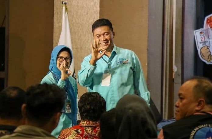 dugaan_politik_uang_jadi_pokok_gugatan_pasangan_susanti_ronald_ke_mk