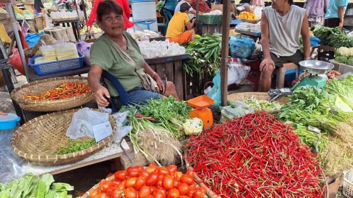 harga_bahan_pokok_tak_kunjung_turun_pedagang_bingung