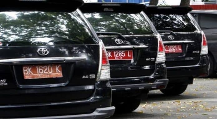 hitung_hitungan_kebutuhan_mobil_dinas_menteri_dan_wakilnya_di_kabinet_prabowo