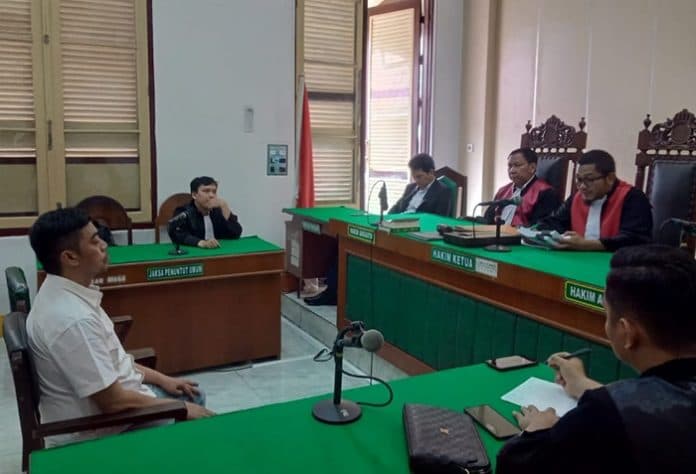 korupsi_44_miliar_hakim_pn_medan_hanya_vonis_debitur_bank_1_tahun_penjara