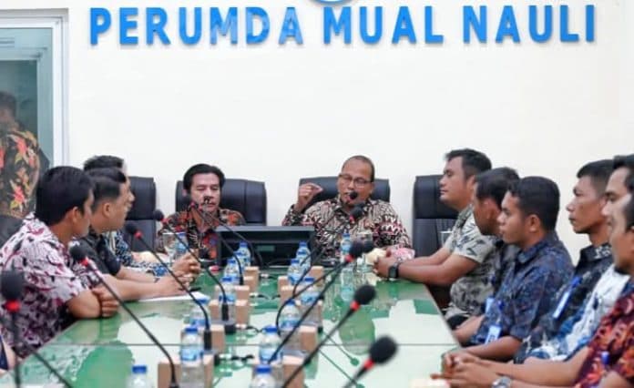 pad_perumda_mual_nauli_naik_200_persen_pj_bupati_tapteng_apresiasi_direksi
