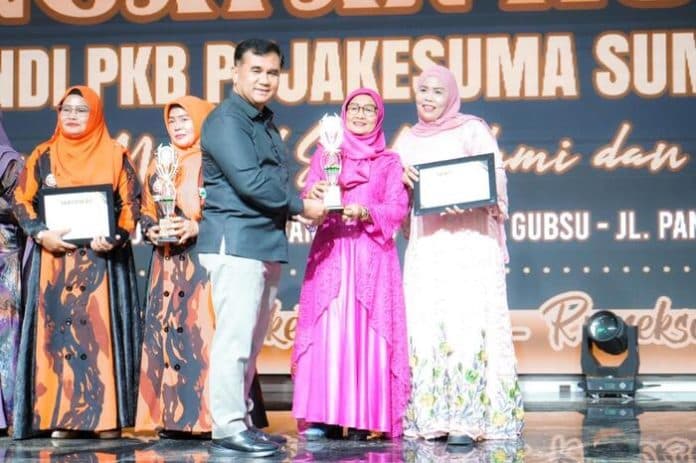 wali_kota_berharap_perempuan_semakin_berkontribusi_membangun_medan